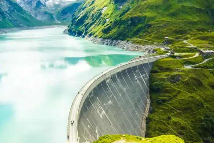 Ni les fissures ni les séismes : la vraie menace qui fragilise les barrages du monde entier surprend les ingénieurs hydrauliques