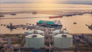 Gaz : pourquoi le Qatar ne parvient plus à exporter son GNL