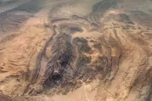 La NASA oriente ses satellites vers le Sahara et met au jour une structure géologique jamais vue : une énigme pour les géologues