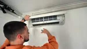 Retour de la canicule : ceux qui attendent l'année prochaine pour s'équiper d'une clim paieront 40% plus cher