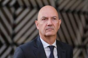 carburant-gouvernement-distributeur-bercy