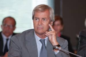 bollore-arrete-production-bus-electriques