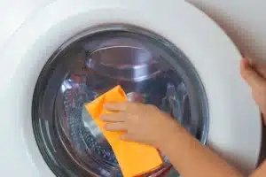 Si votre lave-linge est cassé ou inutilisé, sachez que le verre de sa porte est un trésor : que faire avec